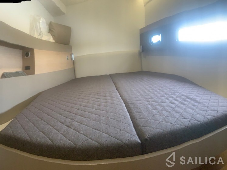 Bali 4.5 - Yacht Charter Sailica