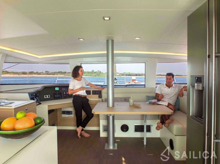 Bali 4.5 - Yacht Charter Sailica