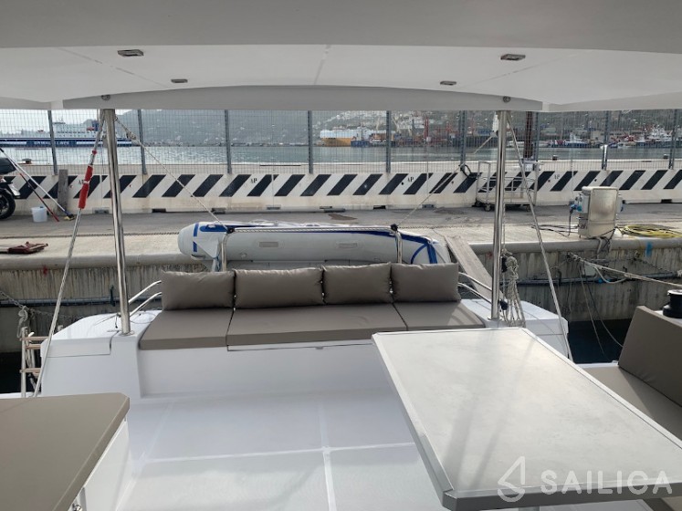 Bali 4.5 - Yacht Charter Sailica