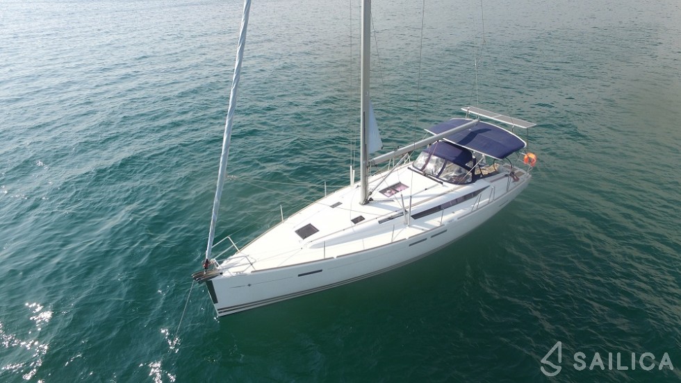 Sun Odyssey 439 - Yacht Charter Sailica