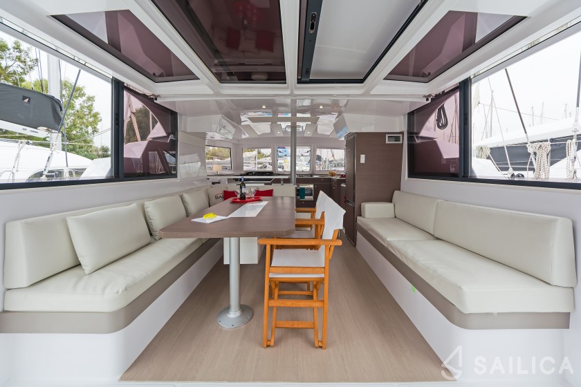 Bali Catspace - Yacht Charter Sailica