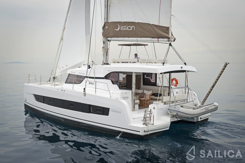 Bali Catspace - Yacht Charter Sailica