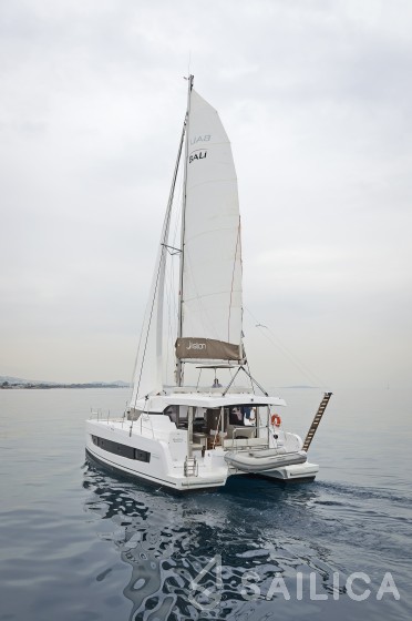 Bali Catspace - Yacht Charter Sailica