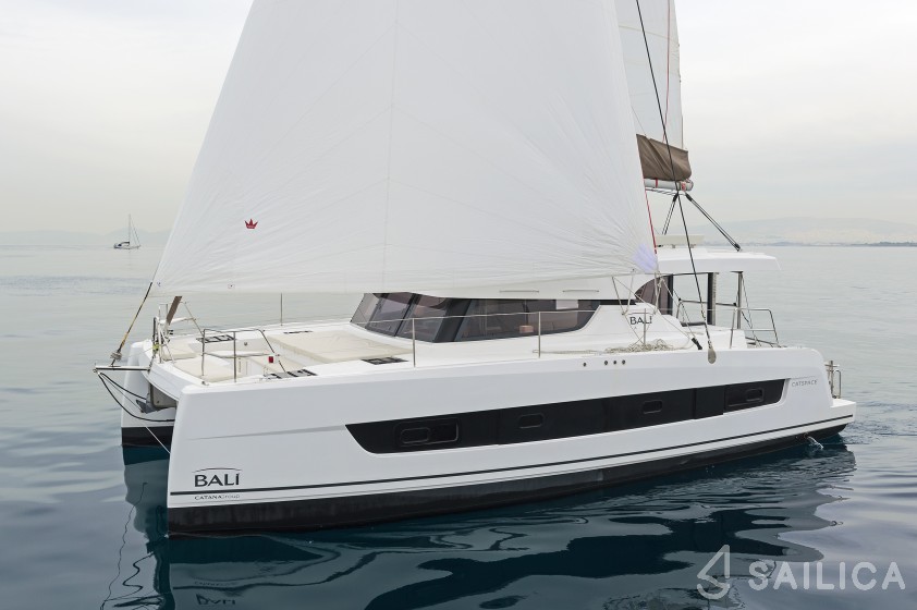 Bali Catspace - Yacht Charter Sailica