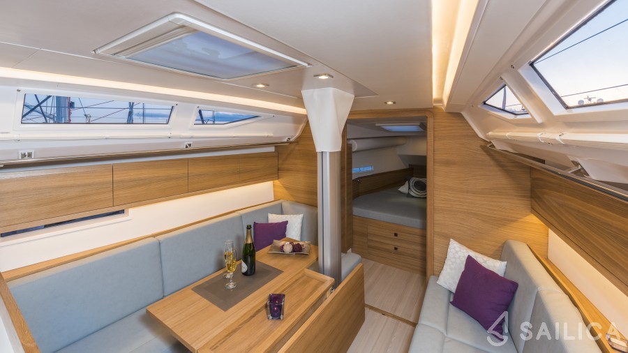 Salona 38 - Yacht Charter Sailica