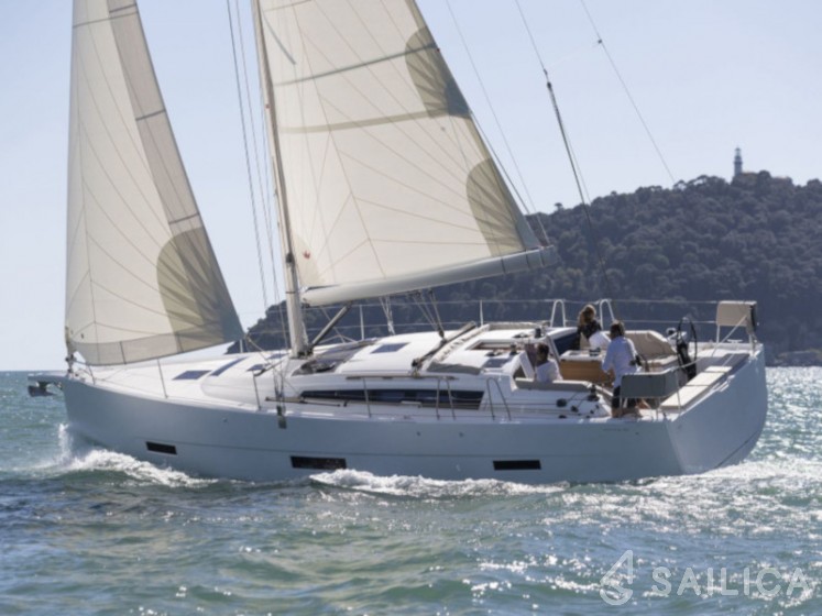 Dufour 430 - Yacht Charter Sailica