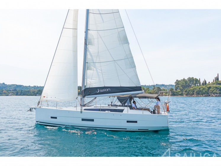 Dufour 430 - Yacht Charter Sailica