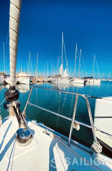 Bavaria Cruiser 46 Style - Yacht Charter Sailica