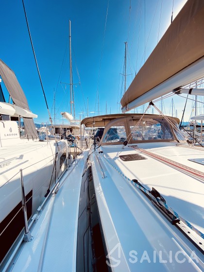 Bavaria Cruiser 46 Style - Yacht Charter Sailica