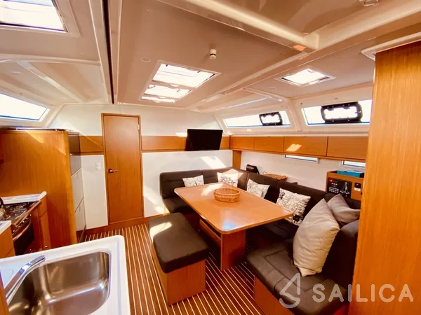 Bavaria Cruiser 46 Style - Yacht Charter Sailica