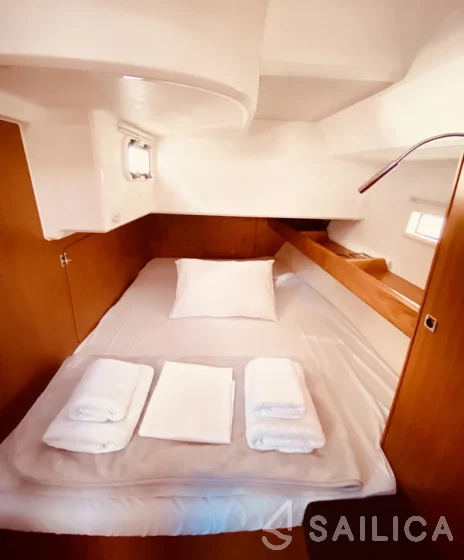 Bavaria Cruiser 46 Style - Yacht Charter Sailica