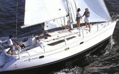 Sun Odyssey 33i - Yacht Charter Sailica