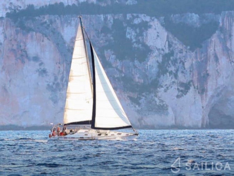 Bavaria 51 Cruiser - Yacht Charter Sailica