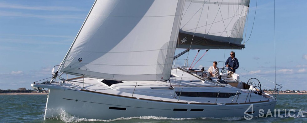 Sun Odyssey 419 - Yacht Charter Sailica