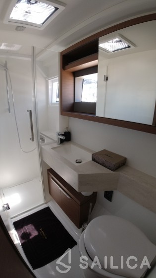 Lagoon 50 - Yacht Charter Sailica