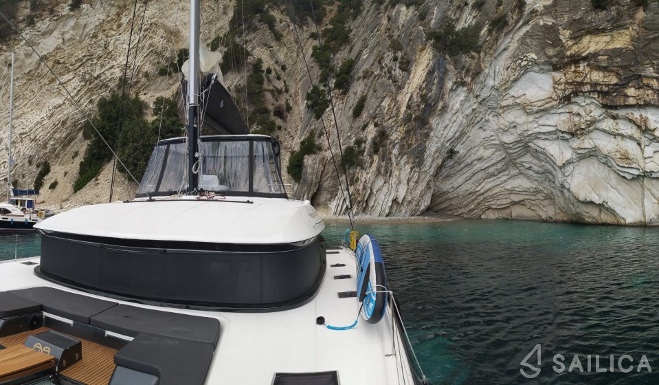 Lagoon 50 - Yacht Charter Sailica