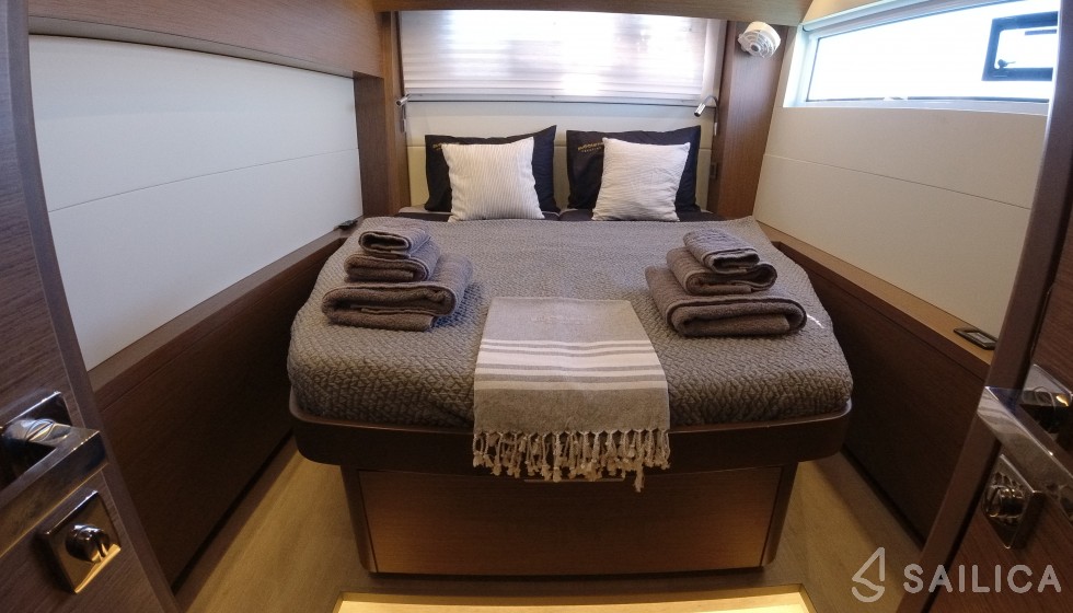 Lagoon 50 - Yacht Charter Sailica