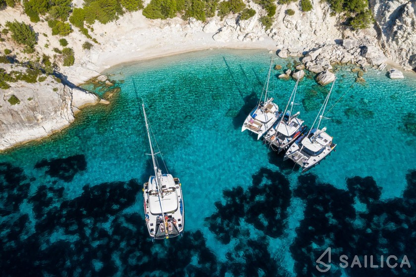 Lagoon 50 - Yacht Charter Sailica