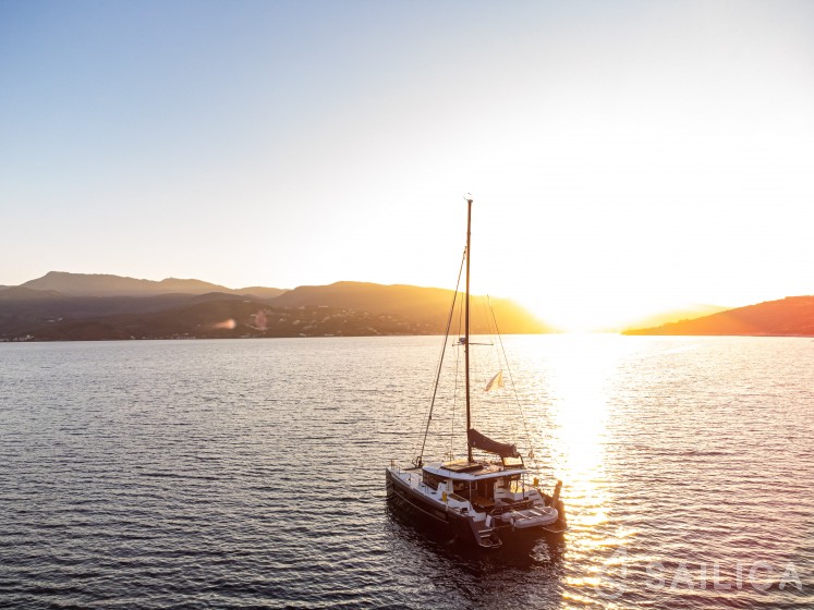Lagoon 40 - Yacht Charter Sailica