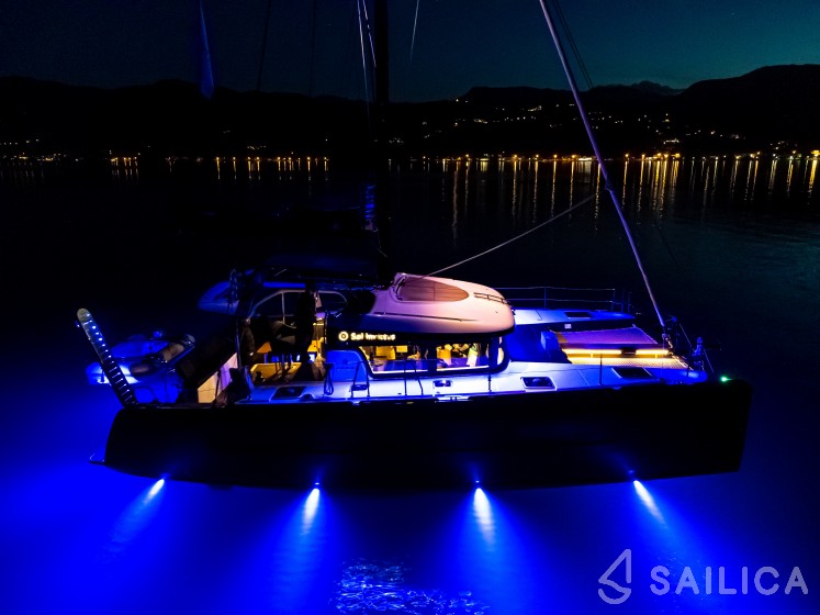 Lagoon 40 - Yacht Charter Sailica