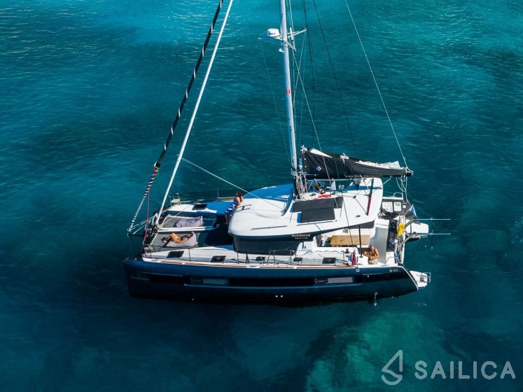 Lagoon 40 - Yacht Charter Sailica