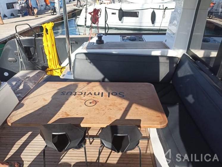 Lagoon 40 - Yacht Charter Sailica