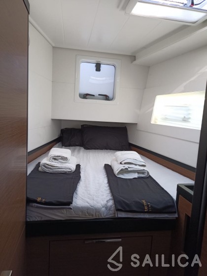 Lagoon 40 - Yacht Charter Sailica