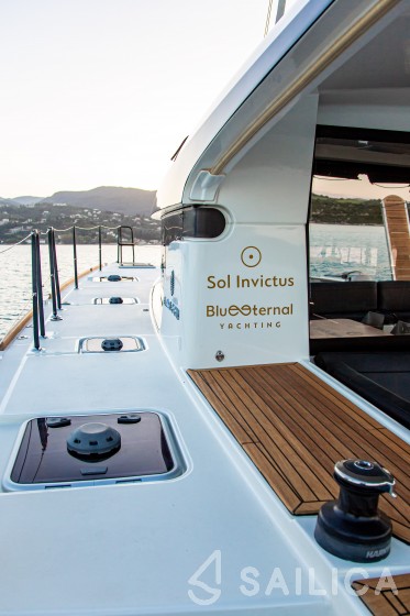 Lagoon 40 - Yacht Charter Sailica