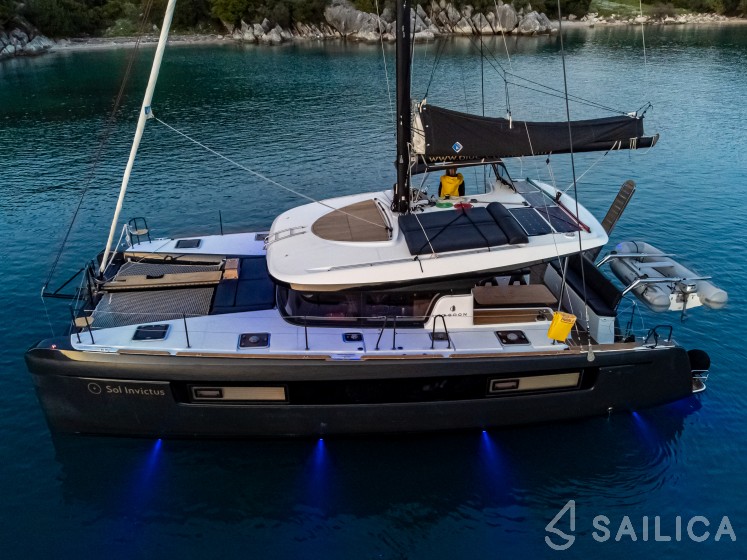 Lagoon 40 - Yacht Charter Sailica