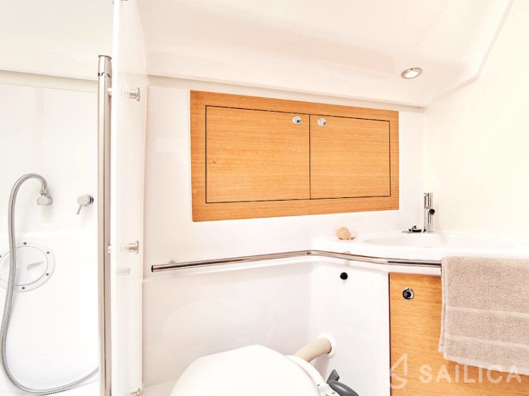 Elan Impression 45.1 - Yacht Charter Sailica