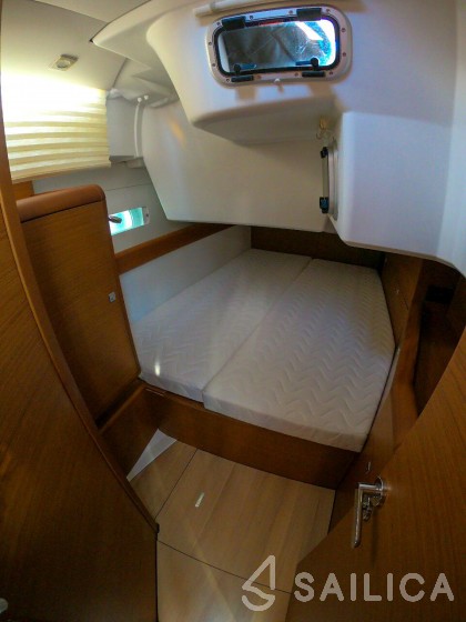 Sun Odyssey 519 - Yacht Charter Sailica