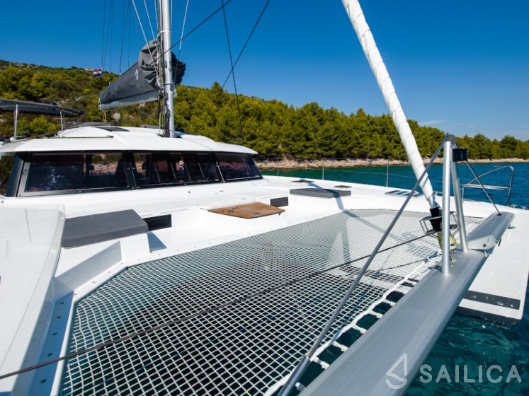 Saba 50 - Yacht Charter Sailica