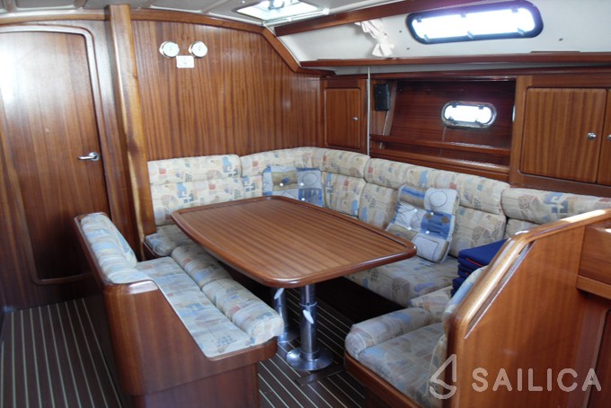 Bavaria 40 - Yacht Charter Sailica