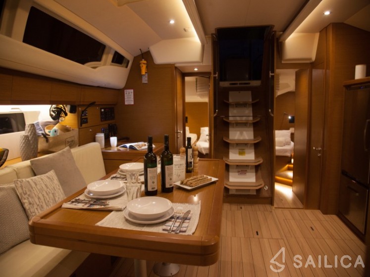 Jeanneau 54 - Yacht Charter Sailica