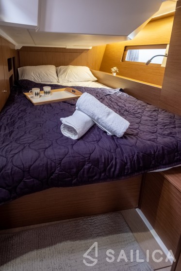 Oceanis 46.1 - Yacht Charter Sailica