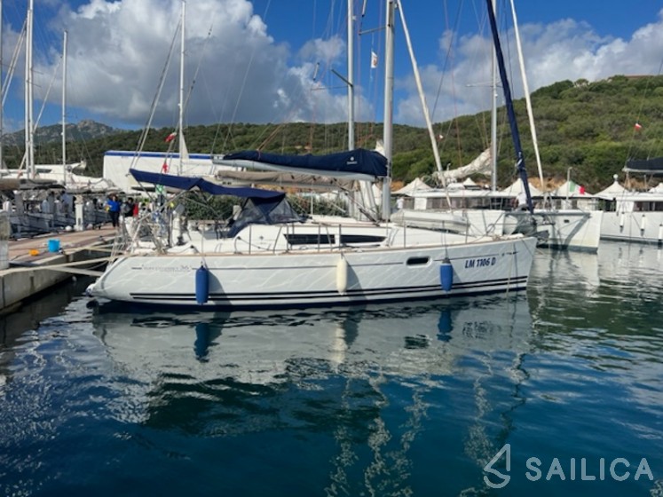 Sun Odyssey 36i - Yacht Charter Sailica