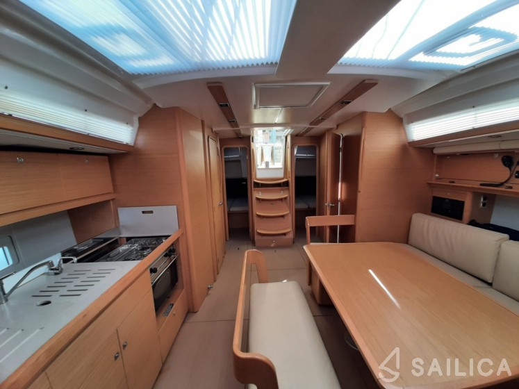 Dufour 430 - Yacht Charter Sailica