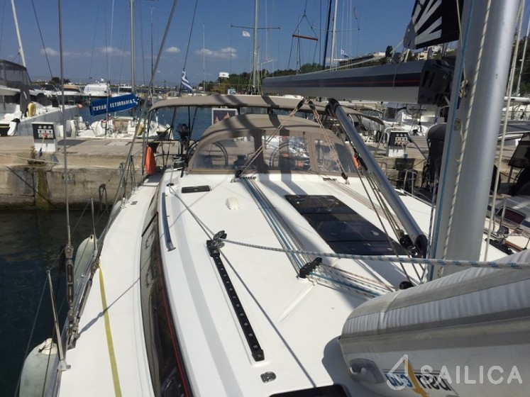 Bavaria 51 Cruiser - Yacht Charter Sailica