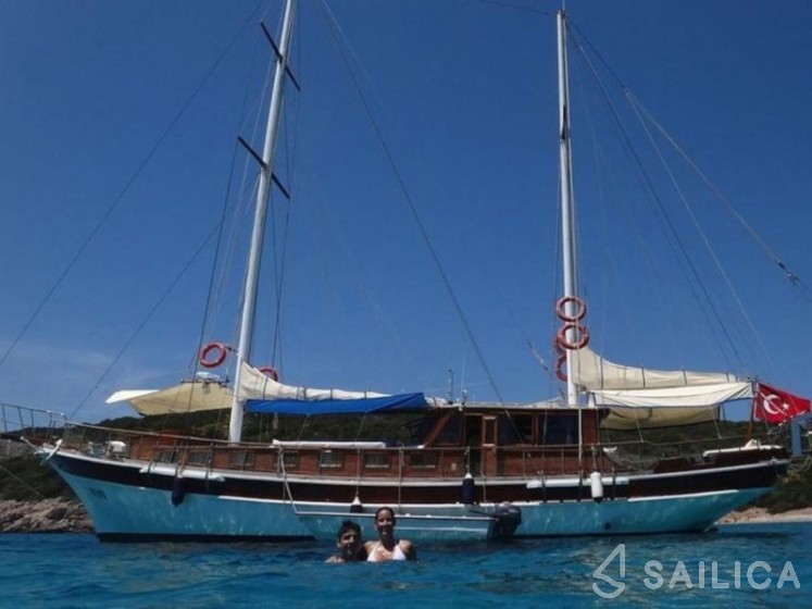 Gulet - Yacht Charter Sailica