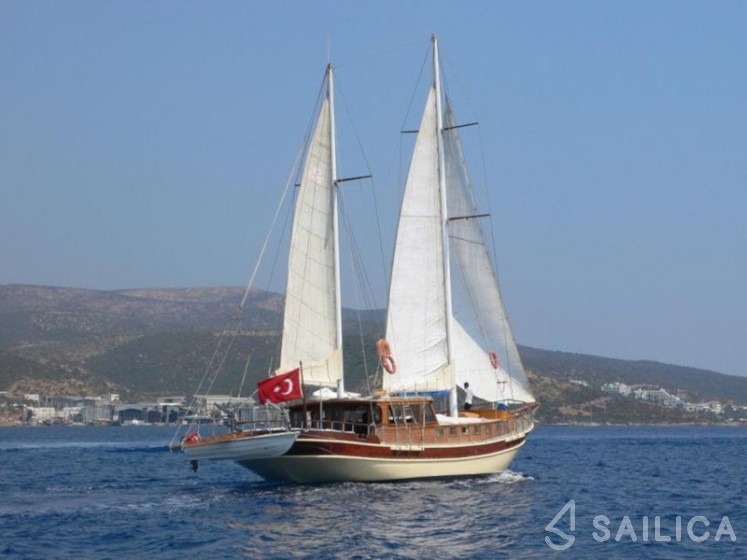 Gulet - Yacht Charter Sailica
