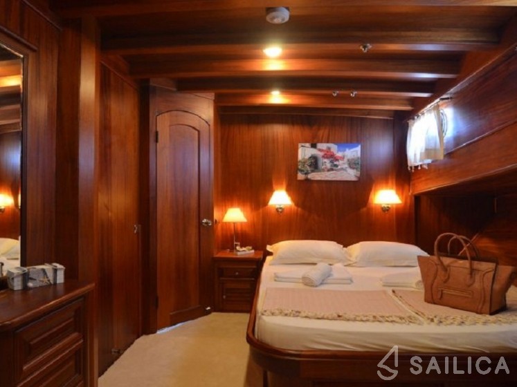 Gulet - Yacht Charter Sailica
