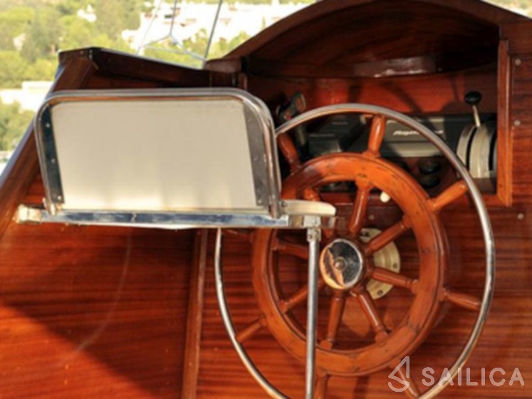 Gulet - Yacht Charter Sailica