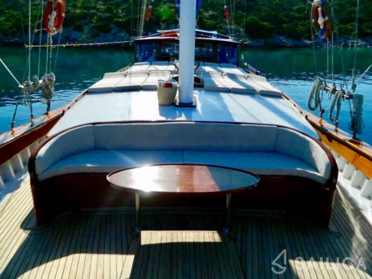 Gulet - Yacht Charter Sailica