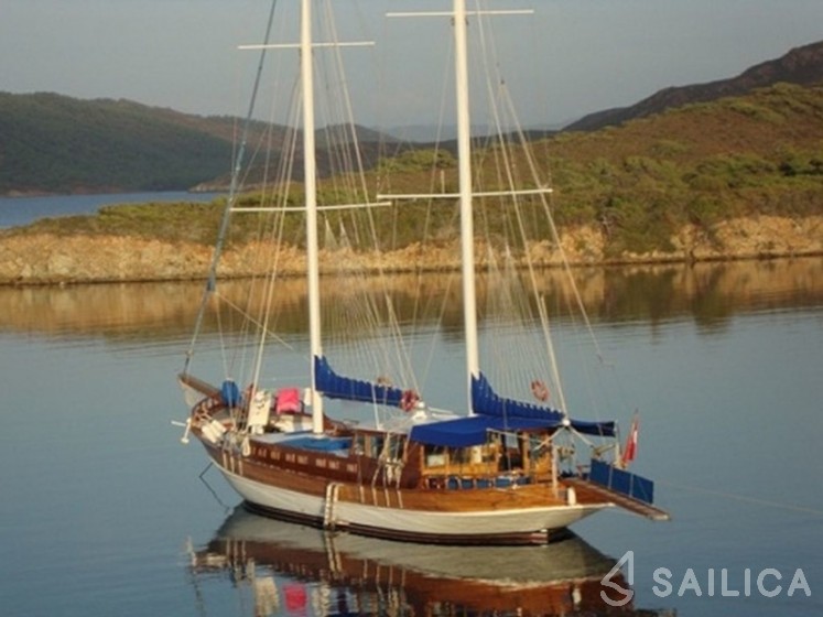 Gulet - Yacht Charter Sailica