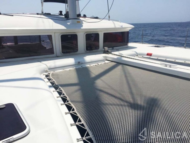 Lagoon 400 - Yacht Charter Sailica