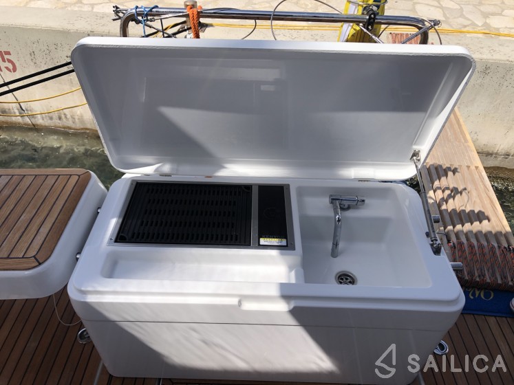 Hanse 508 - Yacht Charter Sailica