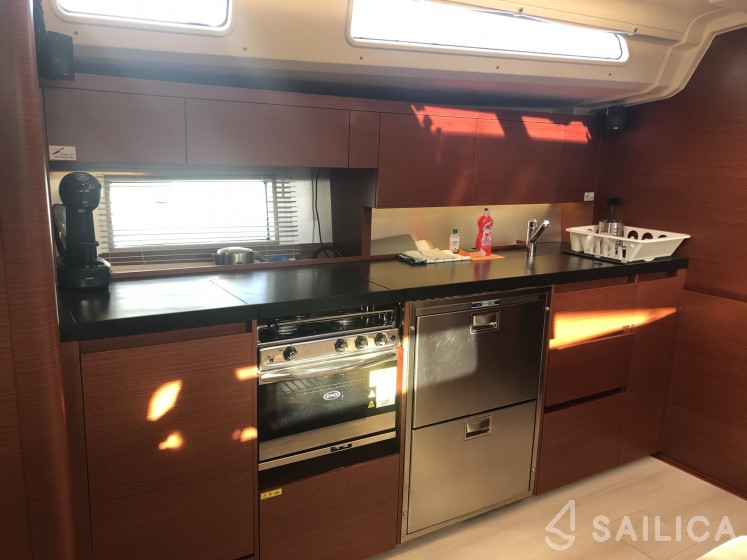 Hanse 508 - Yacht Charter Sailica