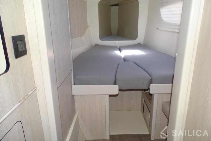 Leopard 44 - Yacht Charter Sailica