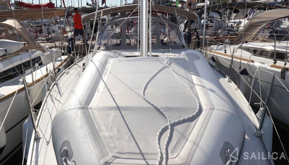 Bavaria 34 Cruiser - Yacht Charter Sailica