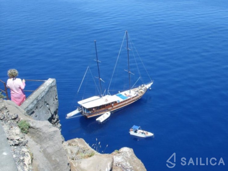 Gulet - Yacht Charter Sailica